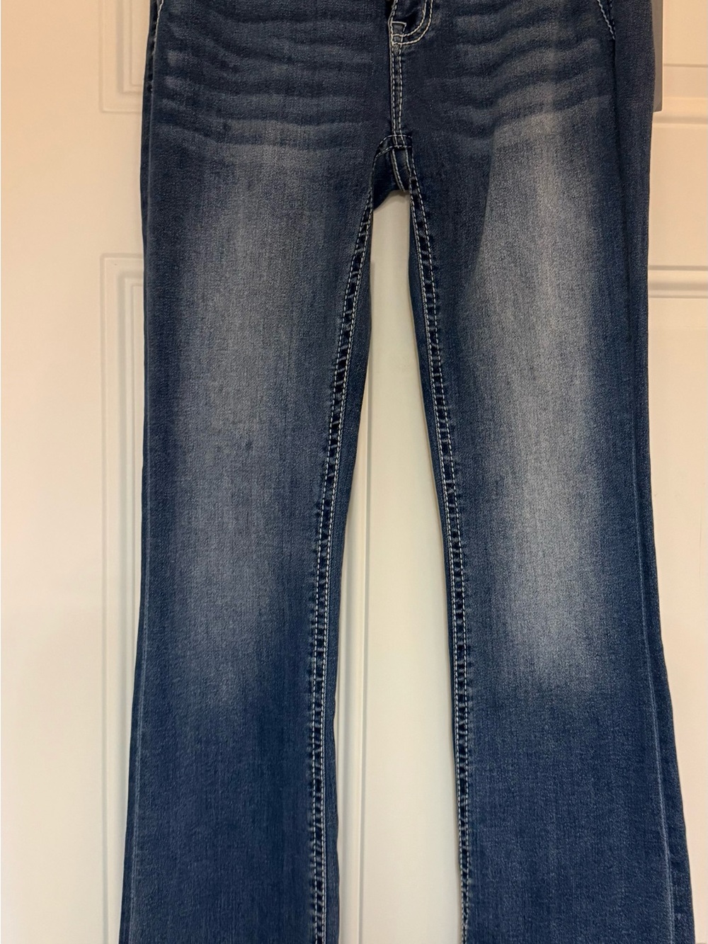 NWT Miss Me Jeans Women Size 28x32 Mid-Rise Bootcut Embellished Cross $134 - Picture 6 of 11